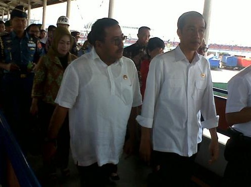 _jokowi_di_pelabuhan_merak
