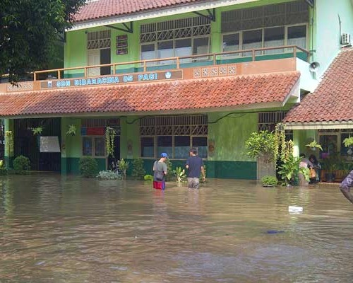 sekolah kebanjiran