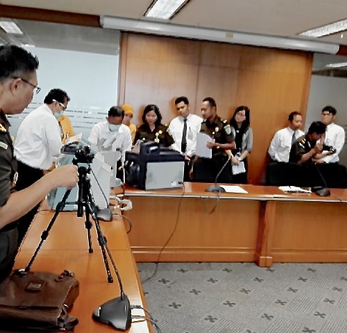uang sitaan milik tersangka Gayus2