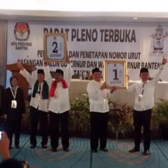 Pilgub Banten, Pasangan WH-Andika Dapat No 1 Dan Pasangan Rano-Mulya No 2 1 Para Pasangan Calon Gubernur Dan Wakil Gubernur Banten Usai Mengikuti Pengundian No Urut Oleh KPU Banten