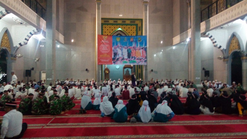 HUT RI Ke 17, Satu Jam Hafalkan Al-Quran 30 Juz 1 Suasana Murojaan