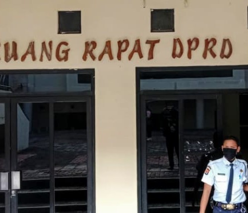 RDP DPRD-Dishub Soal Lahan Parkir, Wartawan "Diusir" Ketua Dewan 1 IMG-20200517-WA0003