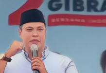 Wali Kota Serang Budi Rustandi dijuluki KDM Kota Serang karena kepemimpinannya yang merakyat dan tegas