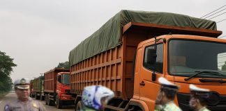 Larangan parkir kendaraan besar, jalur Citeras-Cikande, laka lantas, tanggapan netizen