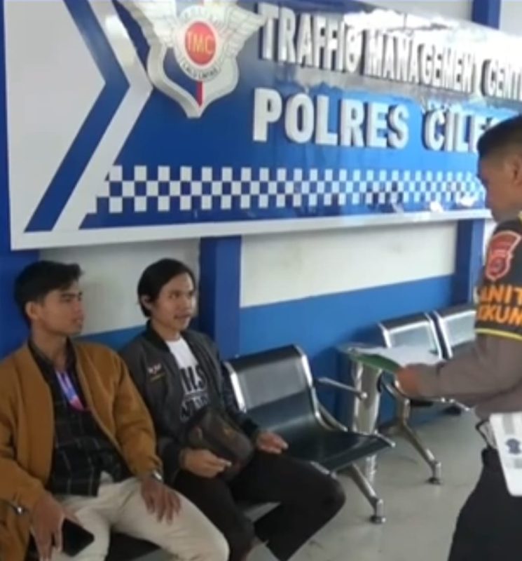 Masyarakat Cilegon urus blokir STNK karena ETLE di Satlantas Polres