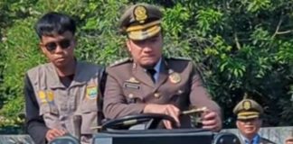 Pemusnahan miras oleh Pemkot Cilegon disorot karena hanya menyasar pedagang kecil