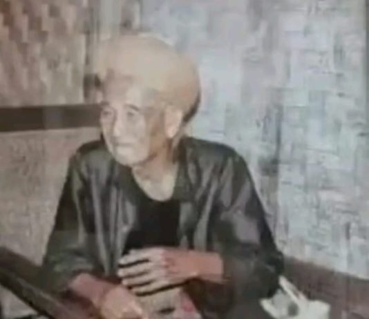 Potret makam Syekh Nawawi Mandaya di Mandaya, Carenang, Serang Banten, ulama besar penulis Kitab Murod Awamil