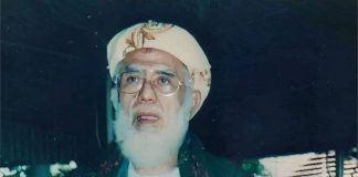 Abuya Dimyathi Banten sedang mengajar santri