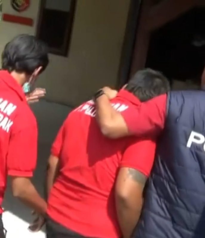 Preman Tusuk Pemilik Proyek di Cilegon, Warga Geram: “Kami Tak Butuh Jatah, Kami Butuh Aman! 1 Pelaku premanisme ditangkap polisi setelah tusuk pemilik proyek di Cilegon
