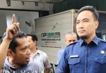 Pedagang Kranggot Menolak Relokasi Saat Didatangi Walikota Robinsar dan Aziz Setia Ade