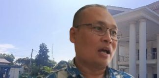 Kepala Diskominfo Cilegon Agus Zulkarnaen melarang pegawai live medsos saat jam kerja