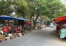 Pedagang kaki lima Kranggot Cilegon resah menghadapi relokasi oleh Pemkot