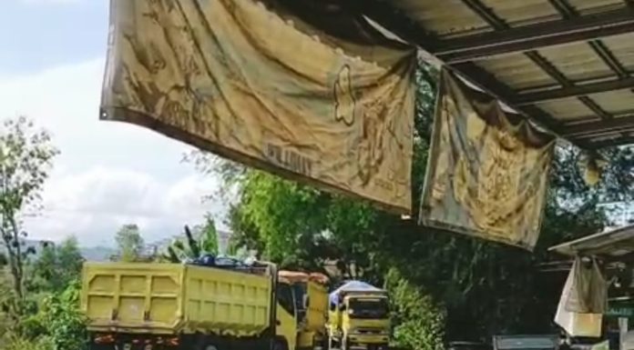 SK Gubernur Banten Mulai Berlaku, Truk Tambang Masih Leluasa di Siang Hari — Dishub Cilegon Akui Pengawasan Belum Maksimal IMG 20251103 WA0024