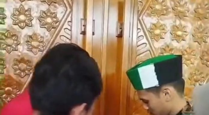 Mahasiswa Segel Kantor Wali Kota Cilegon, Soroti Pengangguran dan Kesejahteraan Sosial IMG 20251224 WA0022