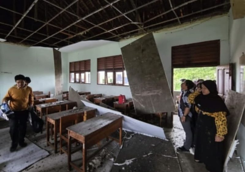 Plafon Kelas Ambruk Saat KBM, 12 Siswa SMAN 5 Tangerang Jadi Korban 1 IMG 20260123 WA0076