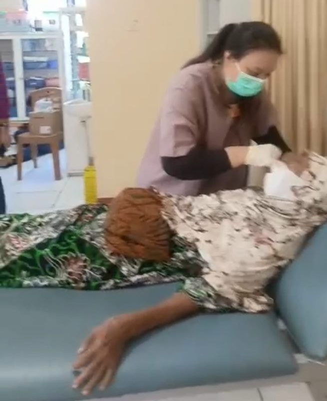 BPBD Cilegon Pastikan Kondisi Kondusif, 52 Warga Alami Pusing hingga Muntah Usai Terpapar Asap Oranye 1 IMG 20260131 WA0025