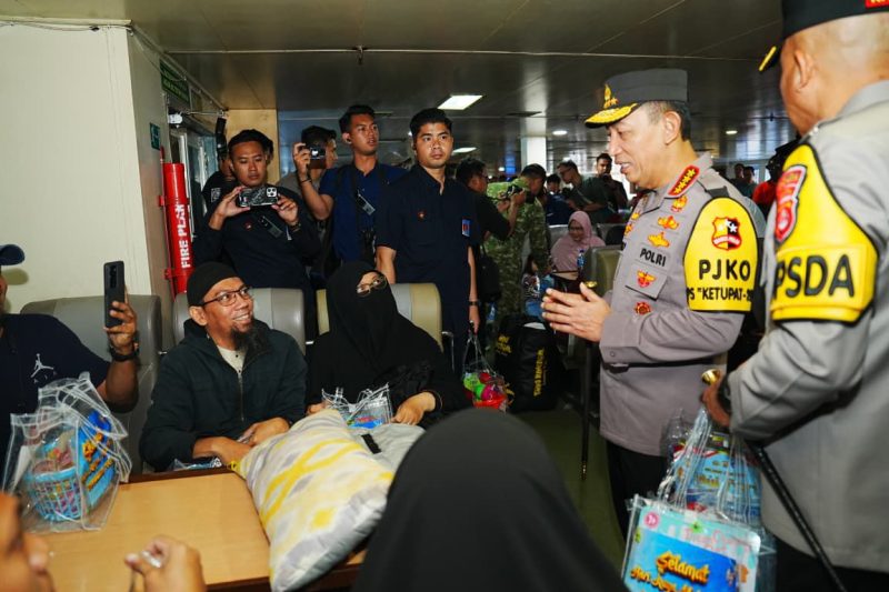 Kapolri Tinjau Pelabuhan Merak, Pastikan Arus Mudik Lebaran 2026 Aman dan Terkendali 1 IMG 20260313 WA0015